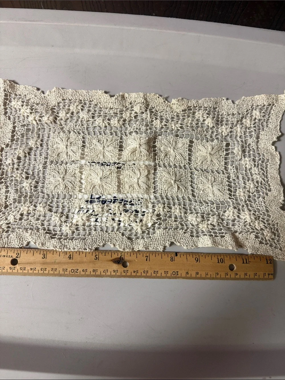 Vintage Antique Handmade Teneriffe Lace Table Runner Dresser Scarf - Ecru Beige